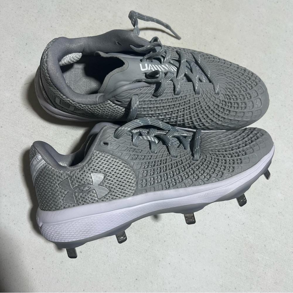 Under Armour Women’s Cleats